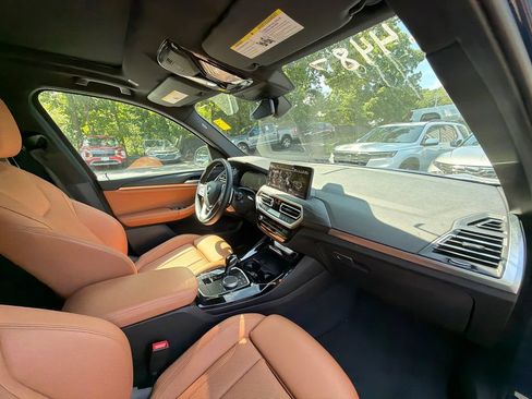 Used 2023 BMW X3 xDrive30i w/ Premium Package AWD/4WD image 28