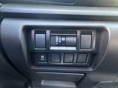 Used 2020 Subaru Impreza 2.0i Premium image 10