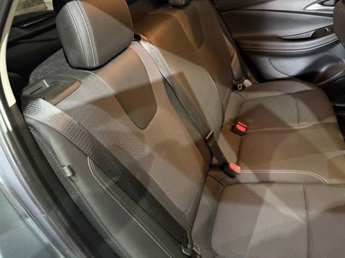 Used 2020 Buick Encore GX Preferred w/ Cold Weather Comfort Package image 32