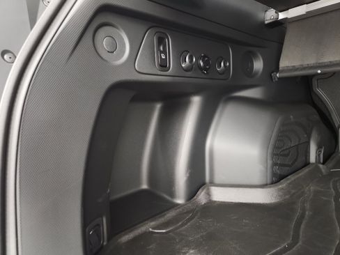 Certified 2025 Subaru Forester Touring w/ Popular Package - Touring image 38