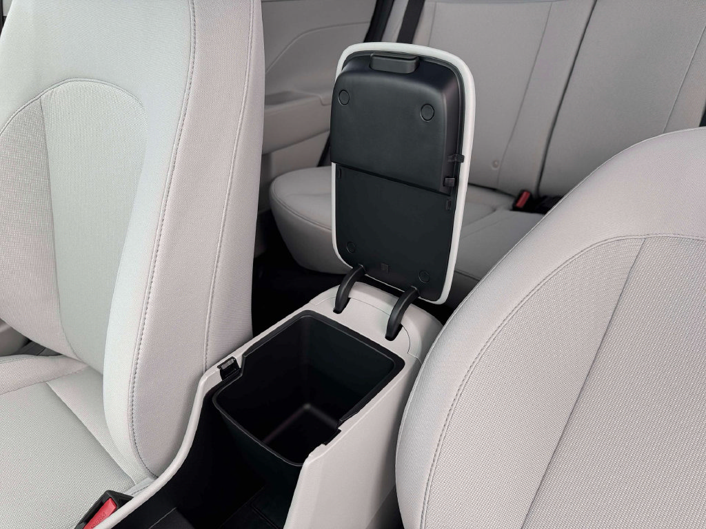 Certified 2026 Hyundai Kona SE AWD/4WD image 19