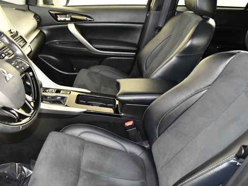 Used 2024 Mitsubishi Eclipse Cross SE AWD/4WD image 37