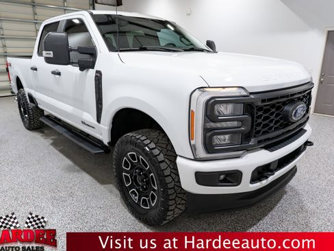 Used 2023 Ford F250 XL w/ STX Appearance Package image 6