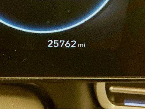 Used 2025 Hyundai Elantra SEL image 19