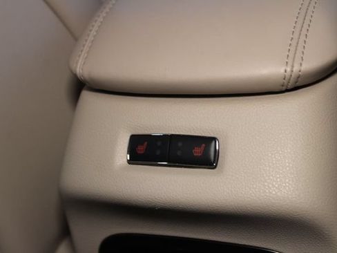 Used 2019 Lincoln MKC Select w/ Select Plus Package AWD/4WD image 16
