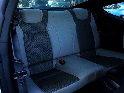 Used 2016 Hyundai Genesis 3.8 image 14