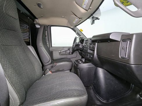 Used 2024 GMC Savana 2500 w/ Driver Convenience Package image 16