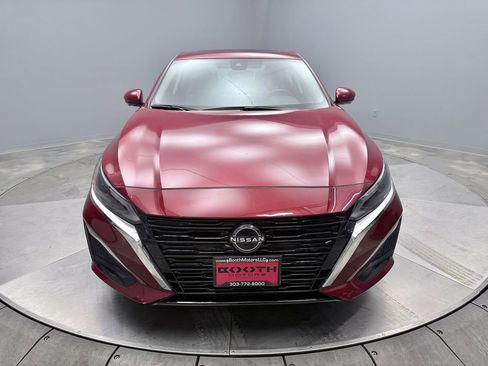 Used 2023 Nissan Altima 2.5 SL image 2