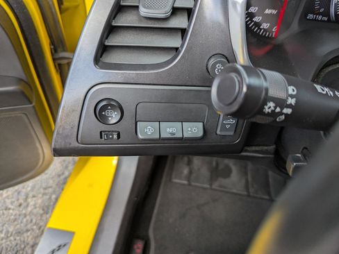 Used 2015 Chevrolet Corvette Stingray Convertible w/ 2LT Preferred Equipment Group RWD image 14