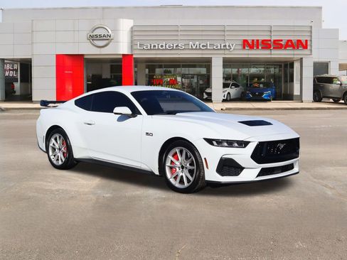 Used 2024 Ford Mustang GT Premium image 1