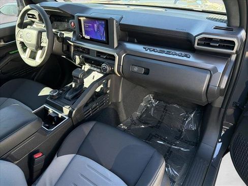 Certified 2025 Toyota Tacoma TRD Sport AWD/4WD image 23