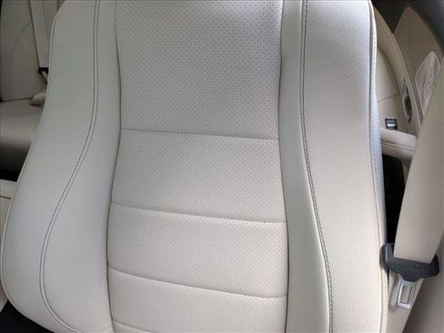 Used 2024 Mercedes-Benz GLE 450 4MATIC image 15