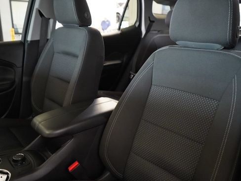Used 2024 GMC Terrain SLE AWD/4WD image 19