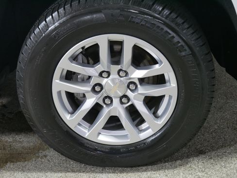 Certified 2019 Chevrolet Silverado 1500 LT w/ All-Star Edition AWD/4WD image 15