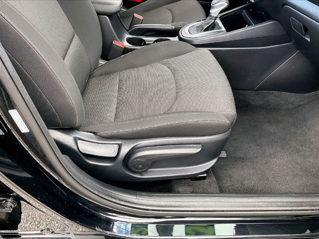 Certified 2024 Kia Forte LXS FWD image 33