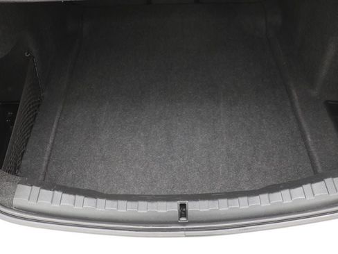 Used 2024 BMW 330i xDrive Sedan w/ Convenience Package image 32