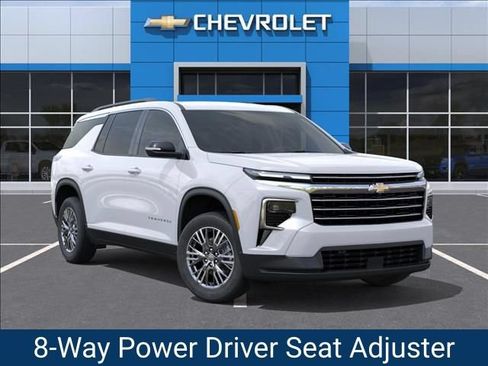 New 2027 Chevrolet Traverse LT w/ Driver Confidence Package FWD image 8