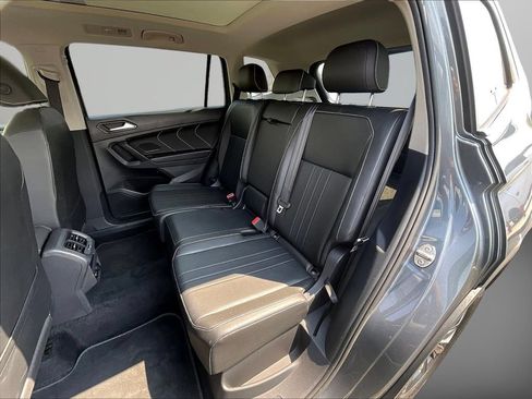 Used 2023 Volkswagen Tiguan SE AWD/4WD image 22