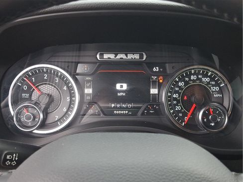 Used 2022 RAM 1500 Big Horn AWD/4WD image 24