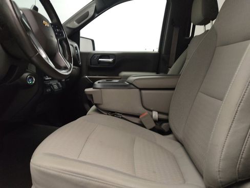 Used 2019 Chevrolet Silverado 1500 LT w/ Texas Edition AWD/4WD image 17