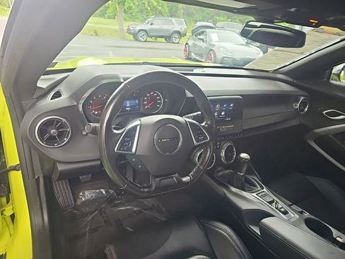 Used 2020 Chevrolet Camaro LT RWD image 23