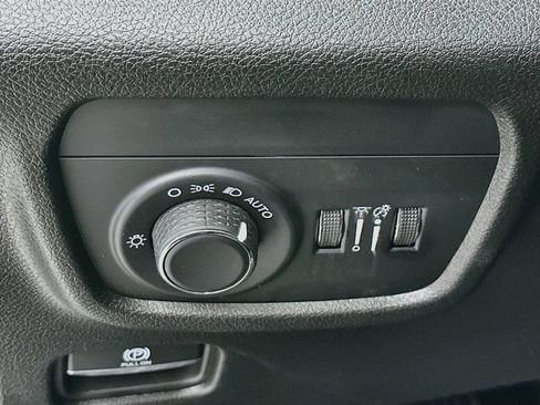 Certified 2023 Jeep Grand Cherokee Altitude AWD/4WD image 18