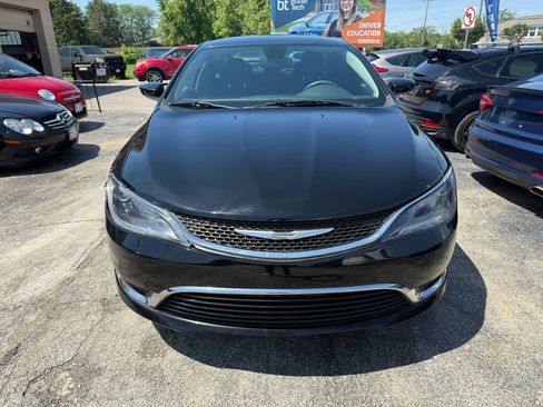 Used 2015 Chrysler 200 Limited w/ Convenience Group image 9