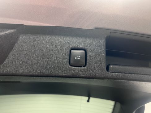 Used 2024 Ford Escape Platinum image 26