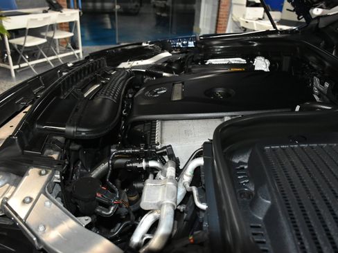 Used 2019 Mercedes-Benz GLC 300 GLC300 4MATIC w/ Premium Package image 36