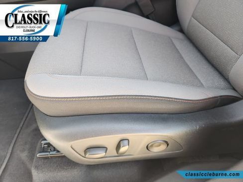 Used 2026 Chevrolet Traverse LT w/ Driver Confidence Package FWD image 25
