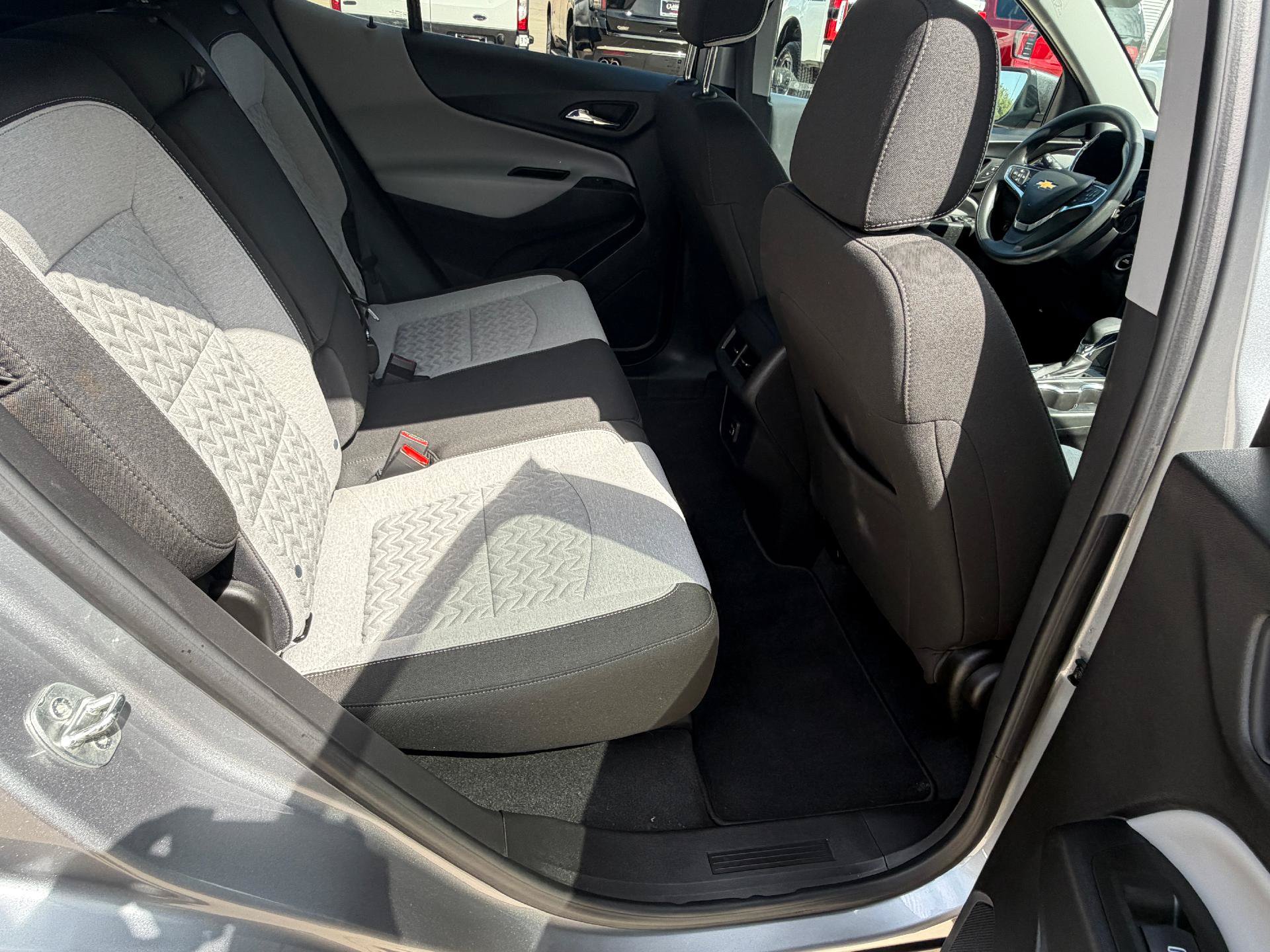 Used 2023 Chevrolet Equinox LS w/ LS Convenience Package FWD image 25