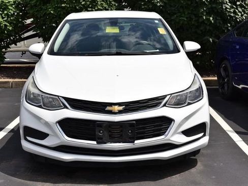 Used 2016 Chevrolet Cruze LS FWD image 3