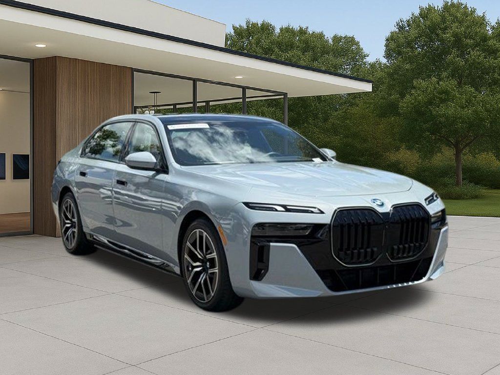 Used 2026 BMW 750e xDrive AWD/4WD image 6