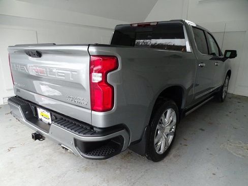 Certified 2024 Chevrolet Silverado 1500 High Country w/ High Country Premium Package AWD/4WD image 24