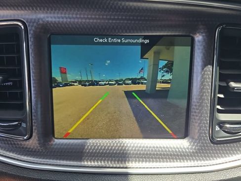 Used 2017 Dodge Challenger SRT Hellcat RWD image 18
