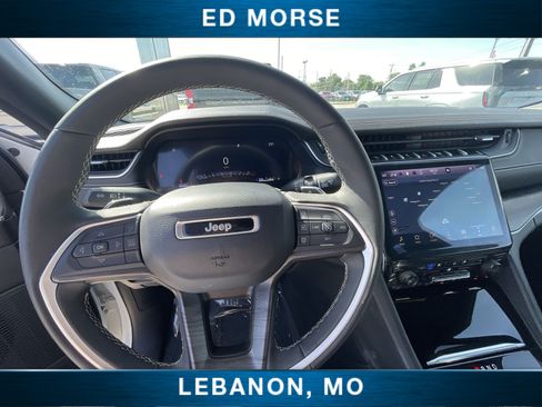 Used 2024 Jeep Grand Cherokee L Limited w/ Luxury Tech Group II AWD/4WD image 11