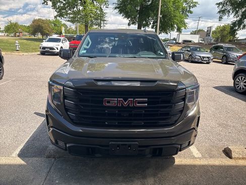 Used 2023 GMC Sierra 1500 Elevation w/ Elevation Premium Package AWD/4WD image 9