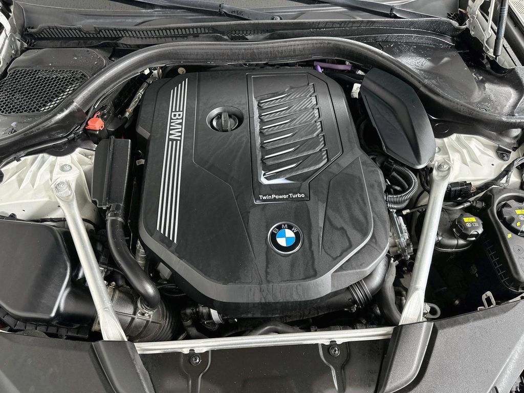 Certified 2023 BMW 540i w/ M Sport Package RWD image 31