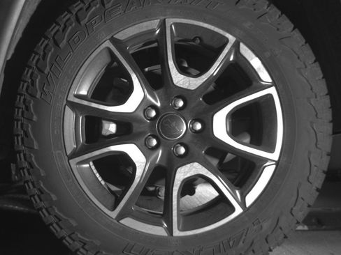 Used 2025 Jeep Compass Trailhawk AWD/4WD image 14