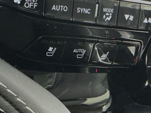 Used 2023 Acura MDX SH-AWD w/ Advance Package image 20