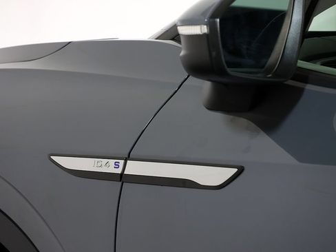 Used 2023 Volkswagen ID.4 S RWD image 12