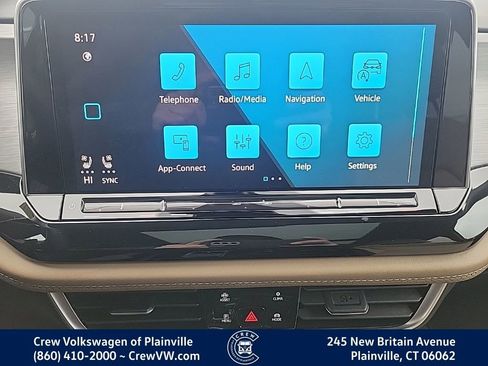 Certified 2025 Volkswagen Atlas Cross Sport SE image 7