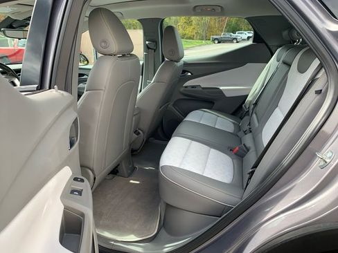 Used 2023 Chevrolet Bolt EUV Premier w/ Sun & Sound Package image 16