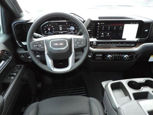 New 2025 GMC Sierra 1500 Elevation image 19