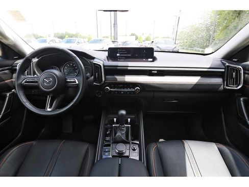 Used 2025 MAZDA CX-50 AWD 2.5 S w/ Premium Plus Pkg image 7