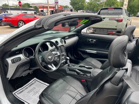 Used 2017 Ford Mustang Premium w/ Equipment Group 201A RWD image 11