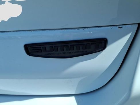 Used 2025 Jeep Grand Cherokee L Summit image 7