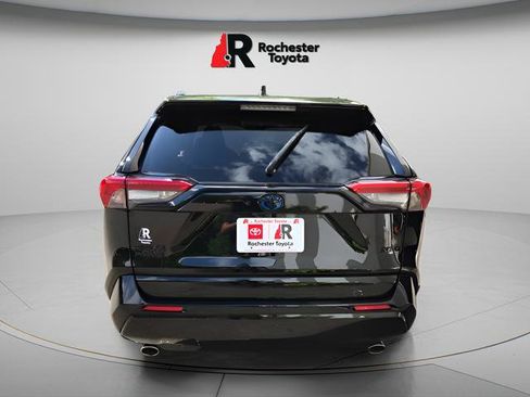 Certified 2023 Toyota RAV4 SE AWD/4WD image 6