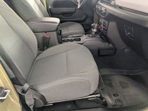 Used 2025 Jeep Wrangler Unlimited Sport AWD/4WD image 30