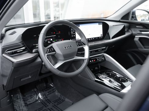 New 2025 Audi Q5 Premium Plus AWD/4WD image 10